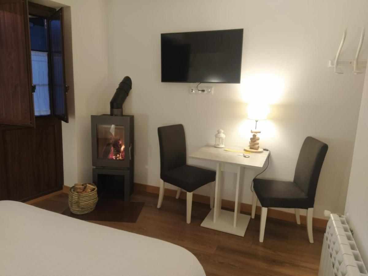 Casa Rural La Cortina Pandiello 外观 照片