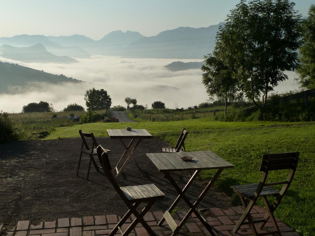 Casa Rural La Cortina Pandiello 外观 照片
